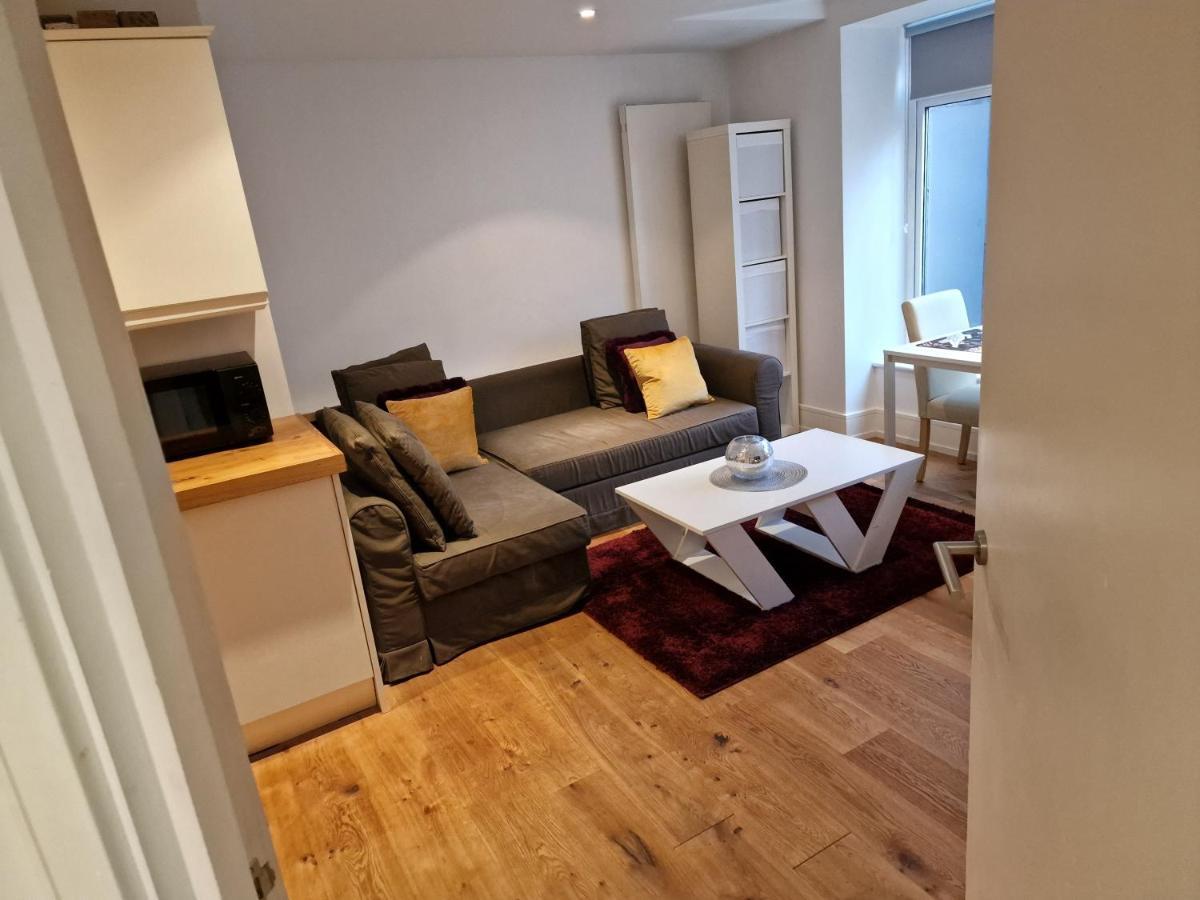 Lovely 1-Bed Apartment In Λονδίνο Εξωτερικό φωτογραφία