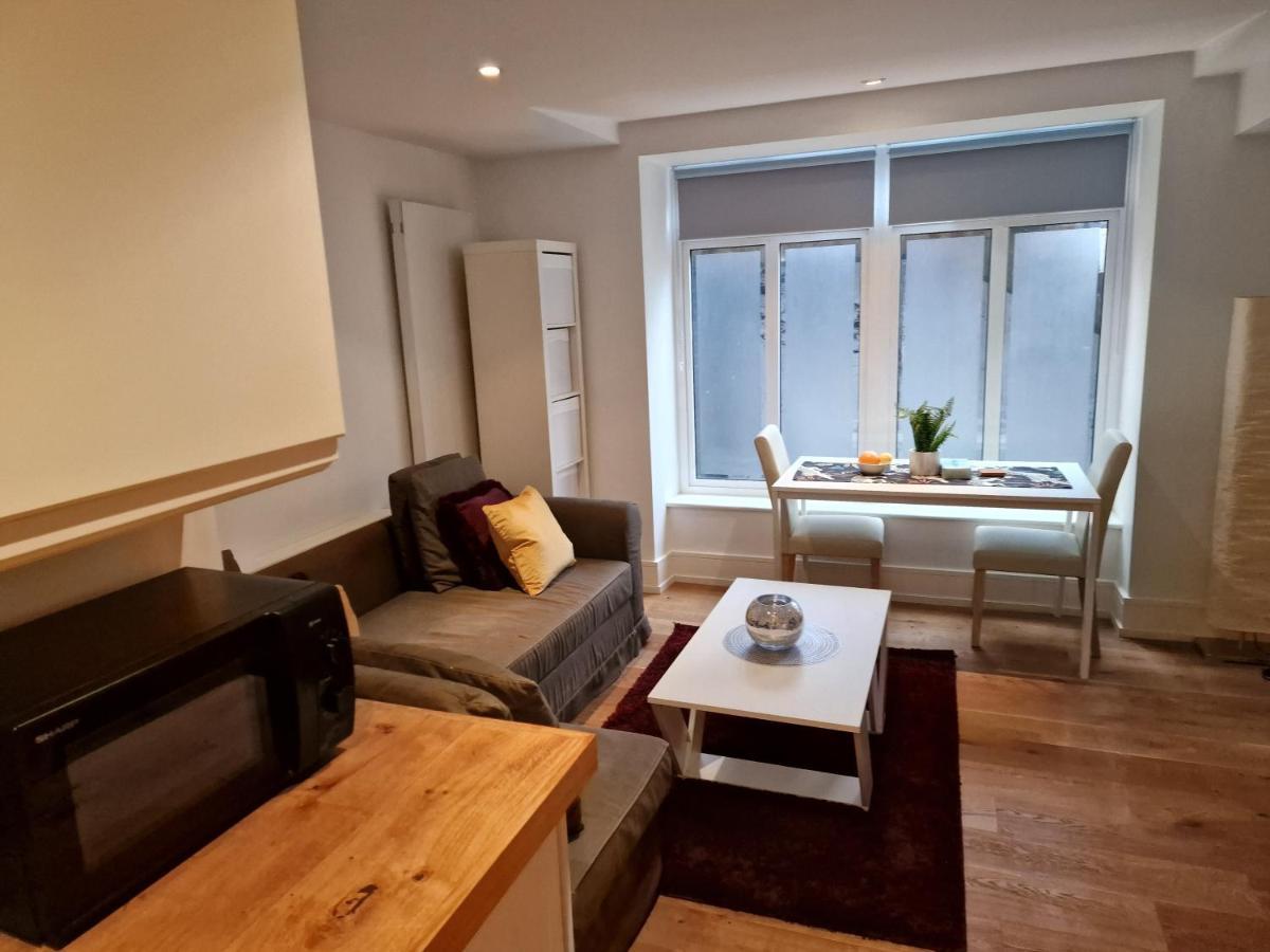 Lovely 1-Bed Apartment In Λονδίνο Εξωτερικό φωτογραφία